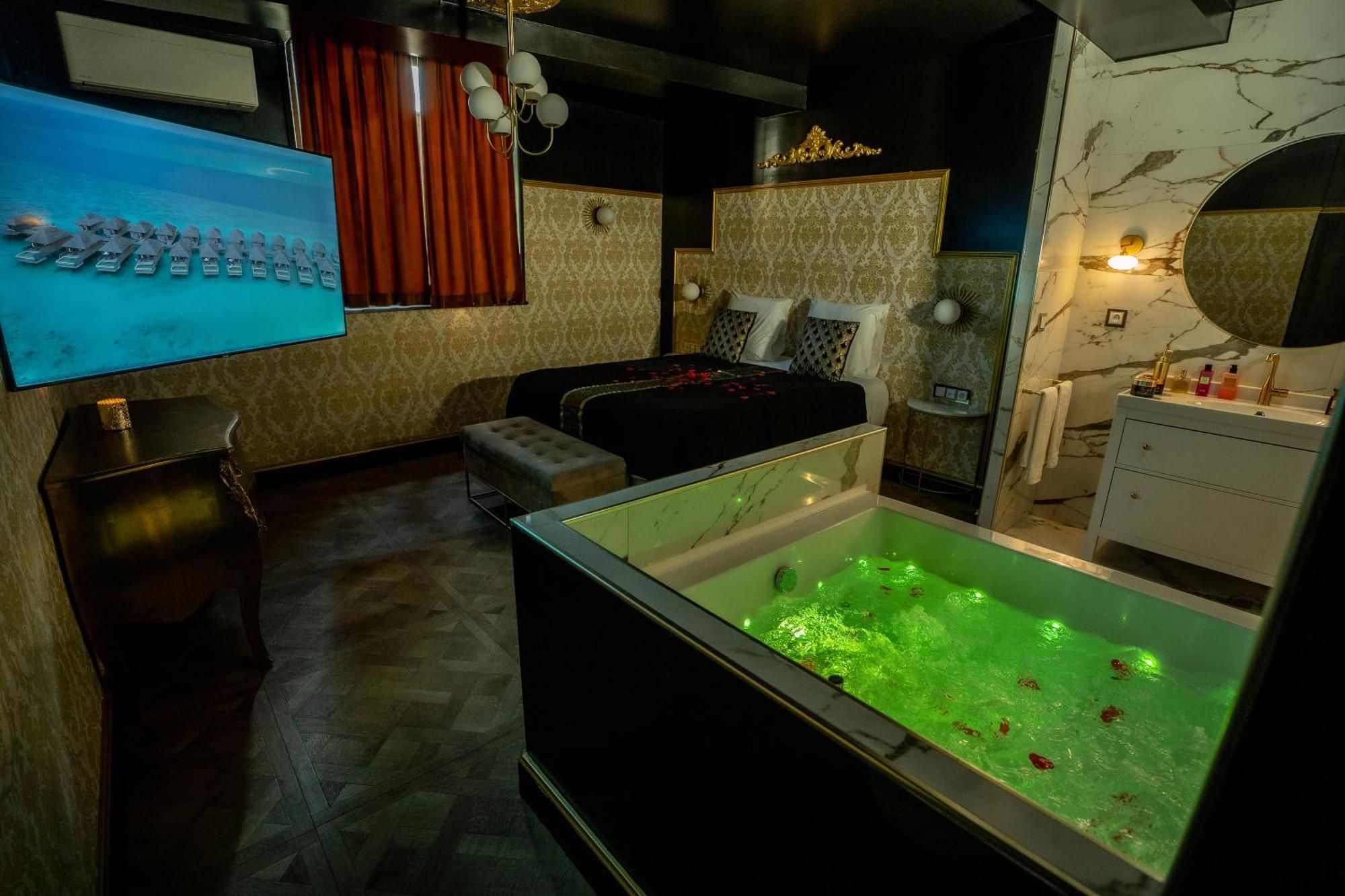 Appartement D'Exception Avec Jacuzzi Villefranche-sur-Saône Zewnętrze zdjęcie